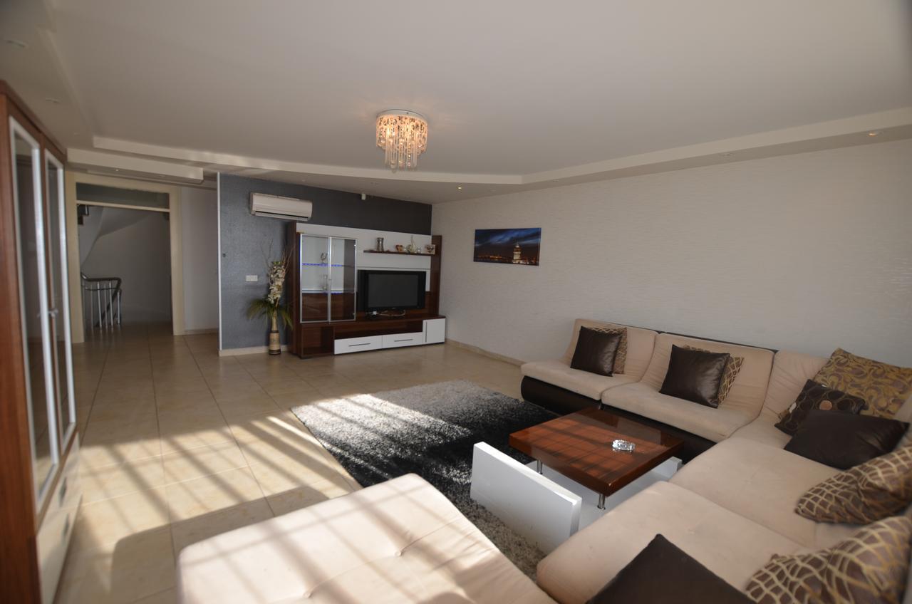 Bektas 5 Ultra Luks Willa Alanya
